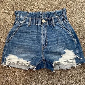 American Eagle High rise shorts